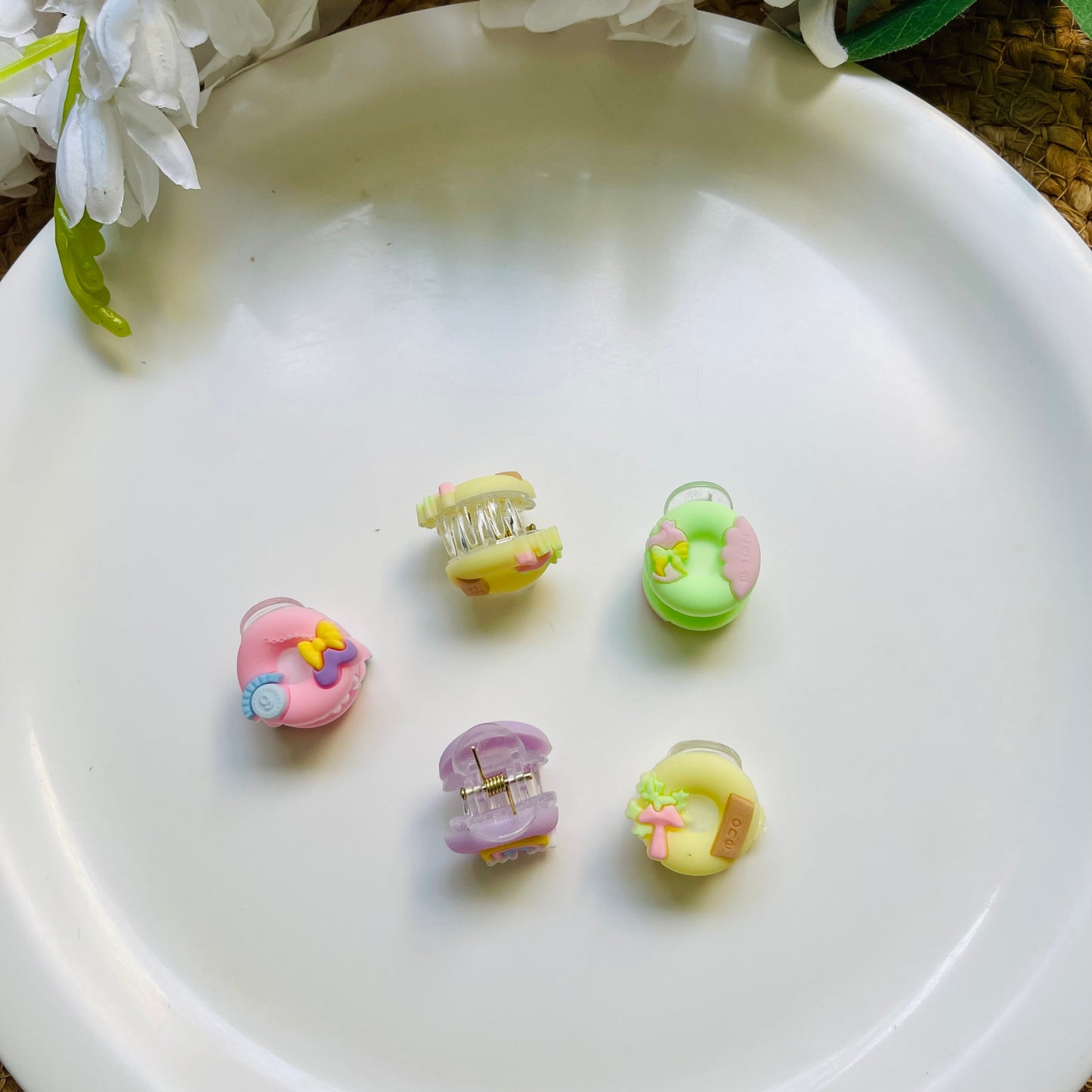 Cartoon Rainbow Hair Claw