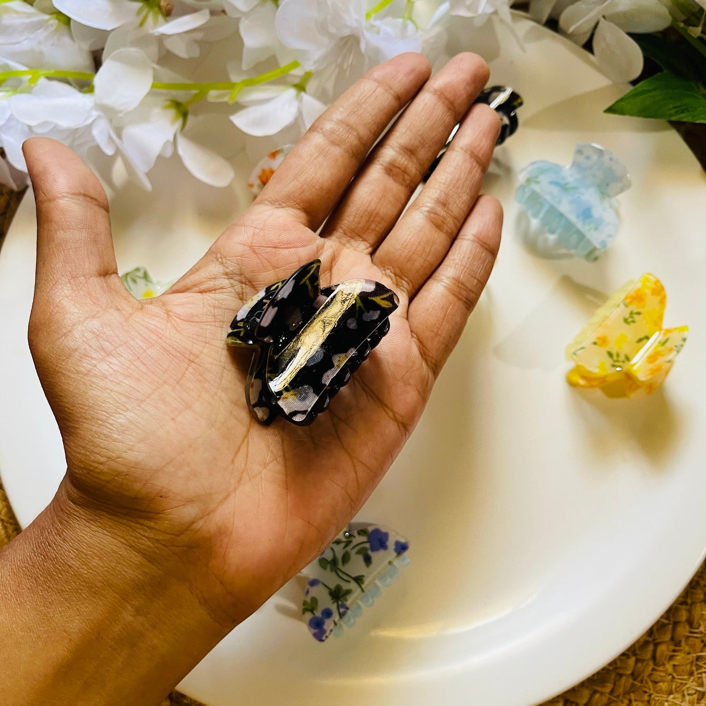 Cute Floral Printed Hair Claw