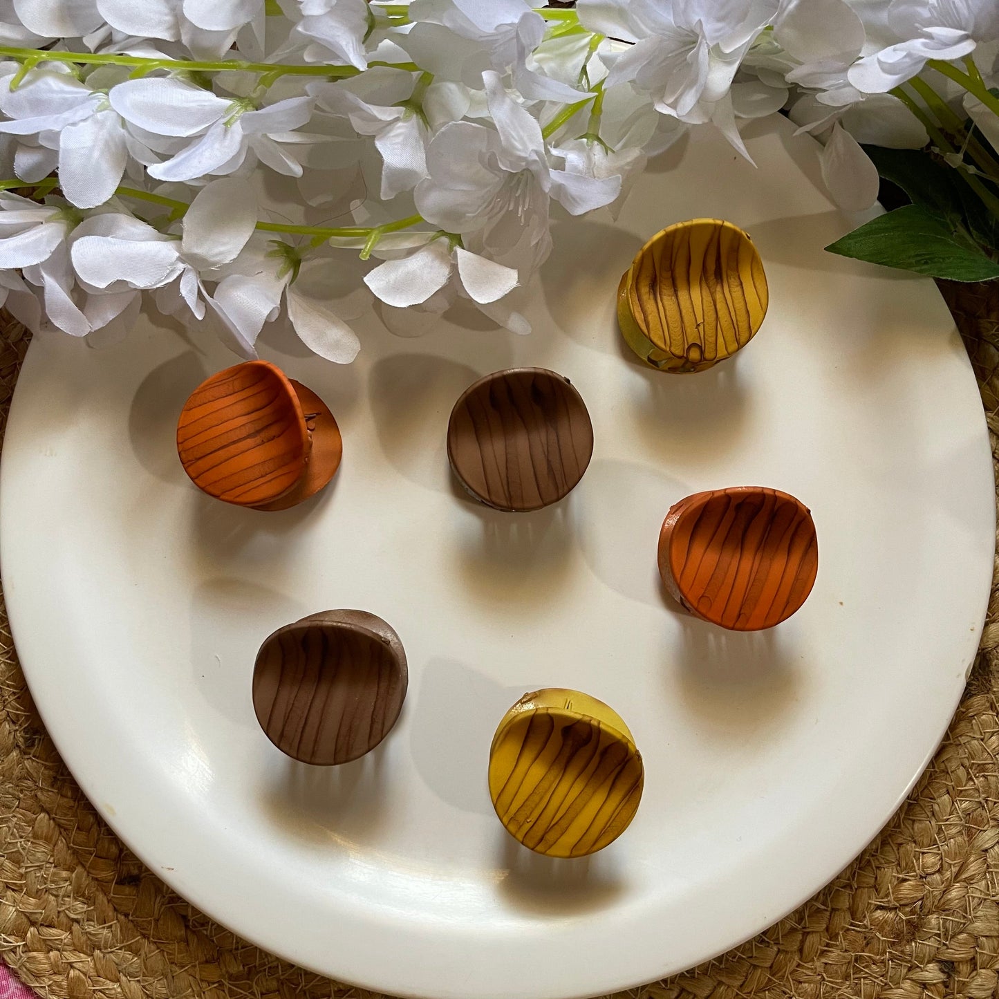 Wood Design Printed Round Shape Hair Claw