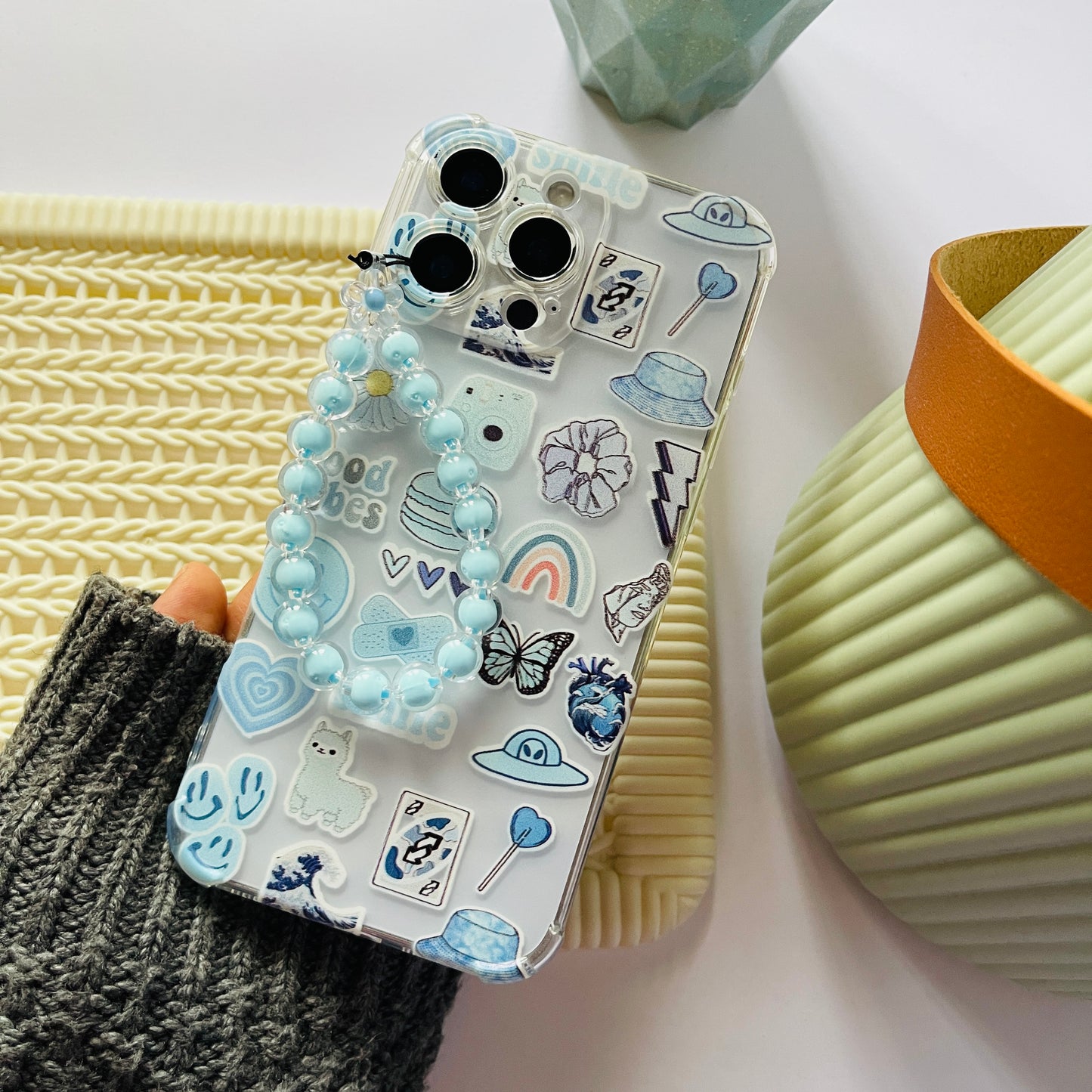 Aesthetic Blue Clear Phone Case With Flower Phone Charm