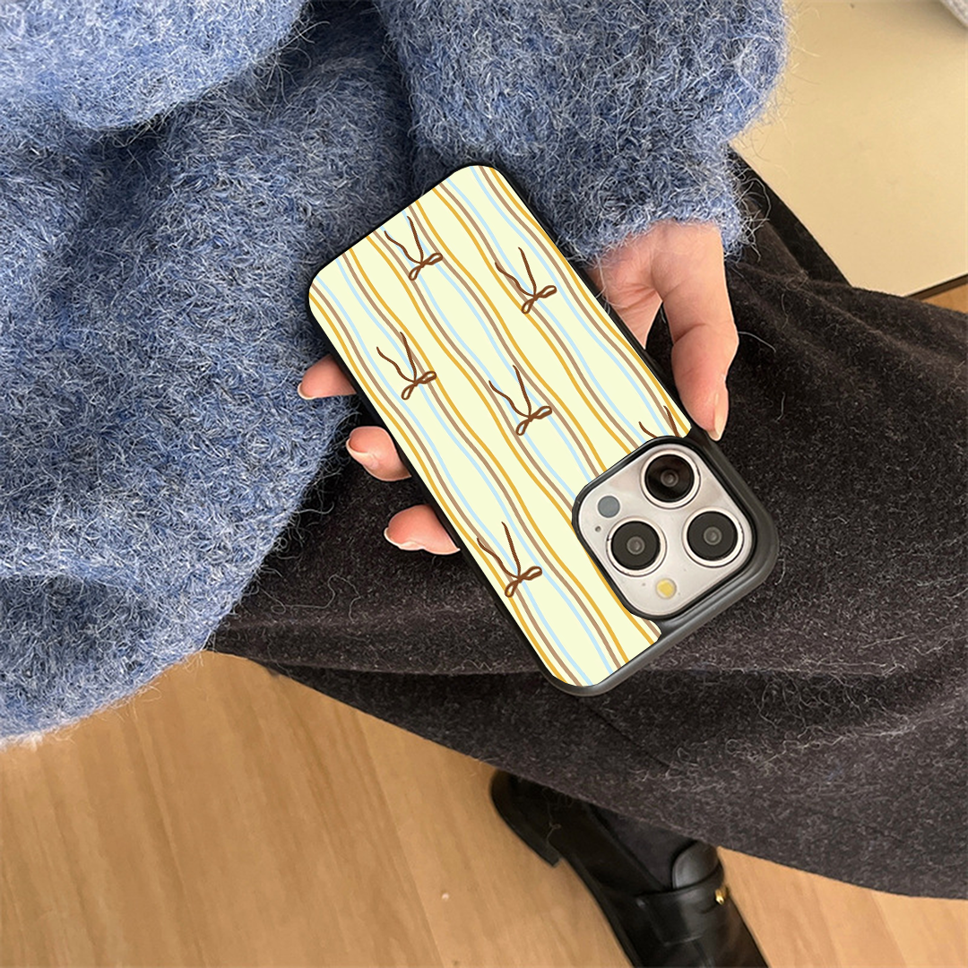 Milan Minimalist Protective Glass Case