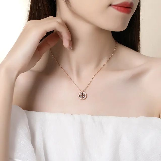 Four Love Hearts Pendant Necklace rose Diamond Leaf Clover Heart Necklaces