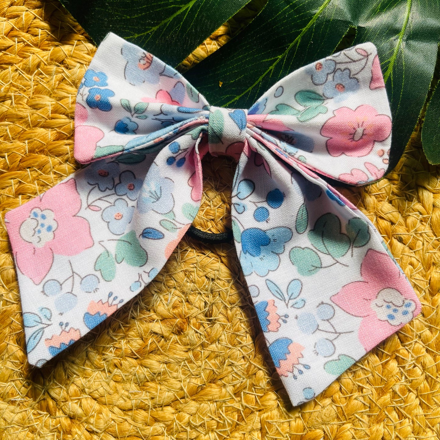 white Floral Printed Bow