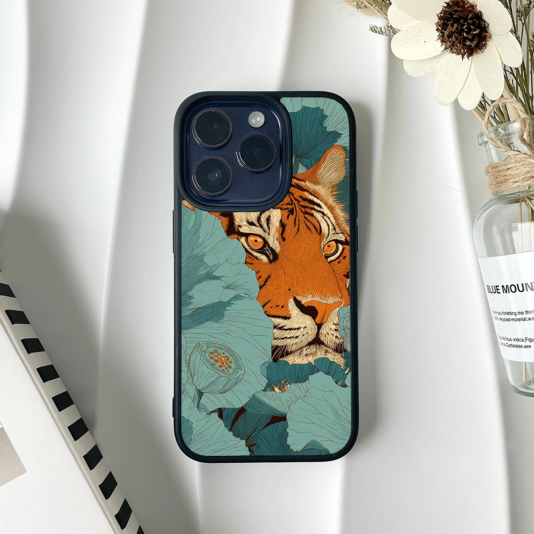 Crown Wild Aura Tiger Printed Protective Phone Case Back Cover