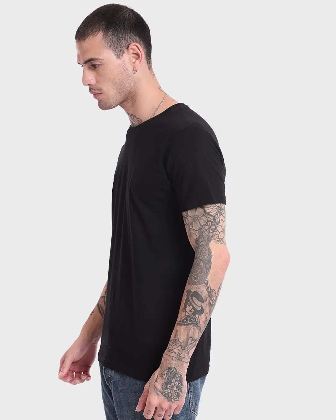 Black solid Unisex T-Shirt