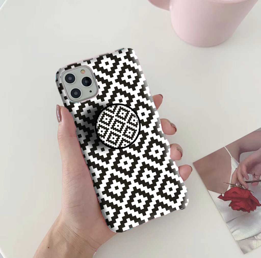 Gripper Case With Black Diamonds Pattern