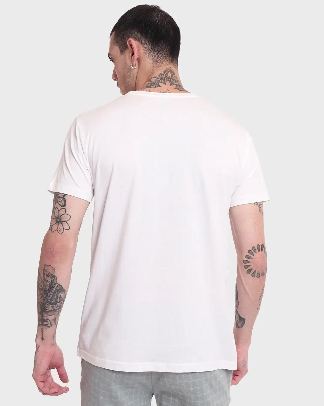White solid Unisex T-Shirt